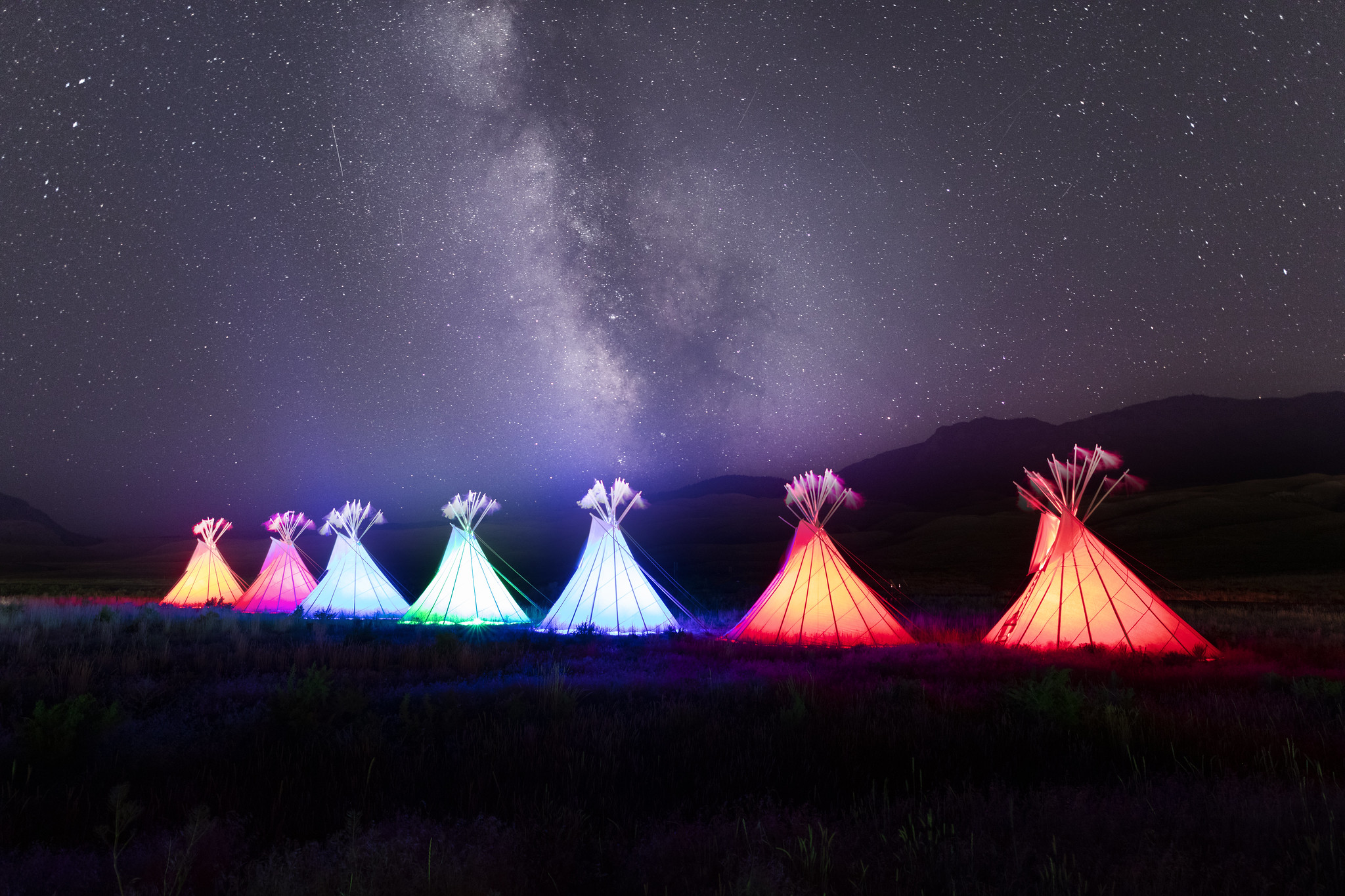The same Tipis during the night.